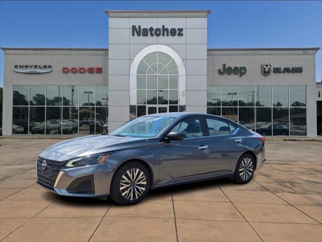 2024 Nissan Altima SV FWD
