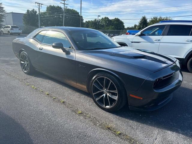 2016 Dodge Challenger R/T Plus