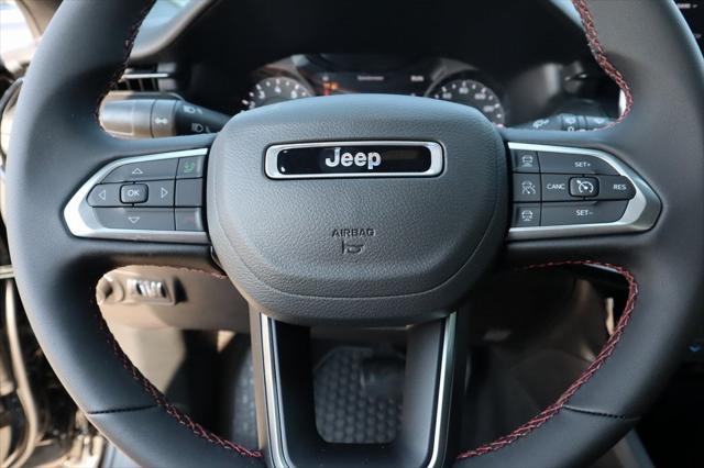 2025 Jeep Compass COMPASS TRAILHAWK 4X4