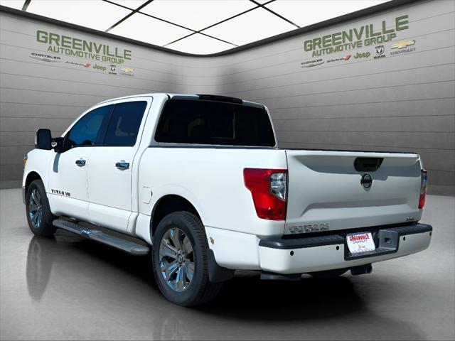 2018 Nissan TITAN SL