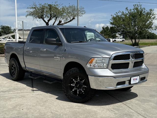 2019 RAM 1500 Classic SLT Crew Cab 4x4 57 Box