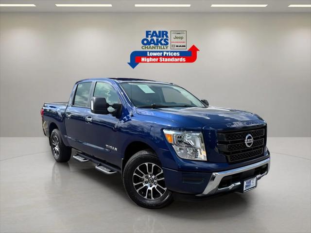 2021 Nissan TITAN Crew Cab SV 4x4