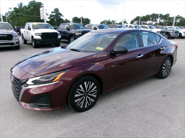 2024 Nissan Altima SV FWD