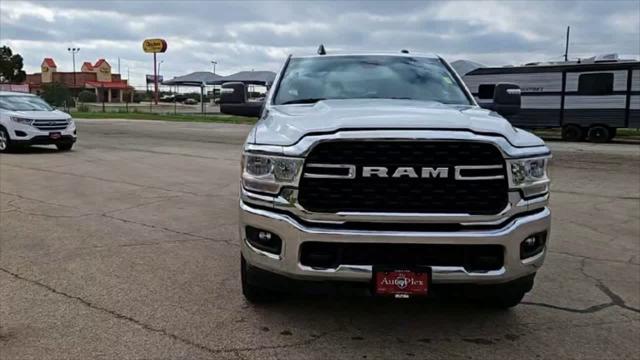 2024 RAM 3500 Big Horn Crew Cab 4x4 8 Box 2024 RAM 3500 Big Horn Crew Cab 4x4 8 Box