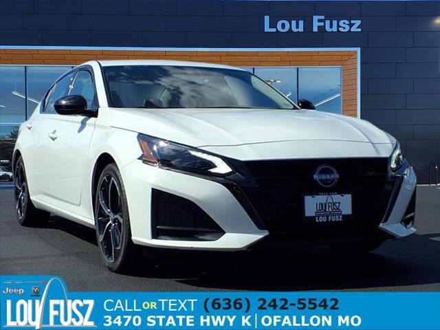 2023 Nissan Altima SR FWD