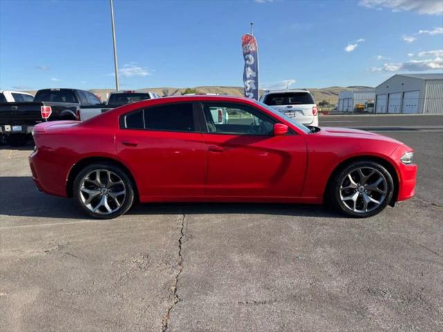 2017 Dodge Charger SXT