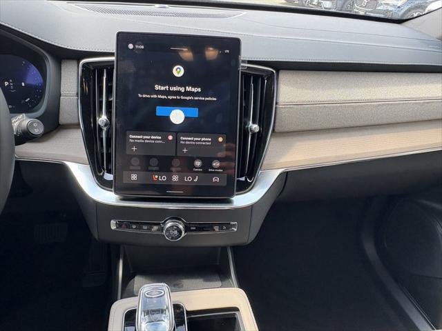 2026 Volvo XC90 Plus, B6 AWD Gas (mild hybrid), Gasoline, Bright, 7 Seats