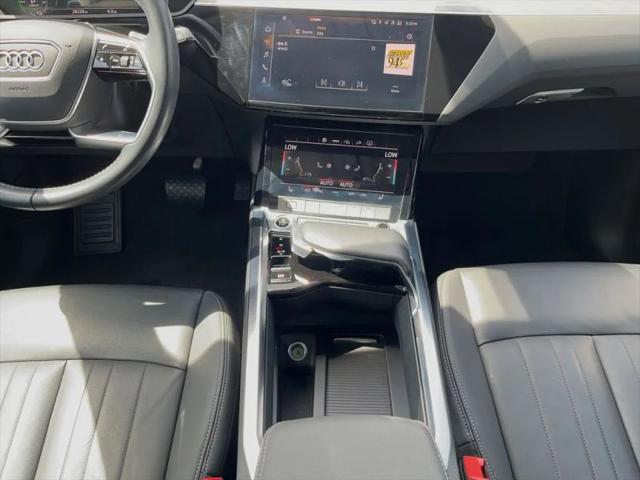 2021 Audi e-tron Premium quattro