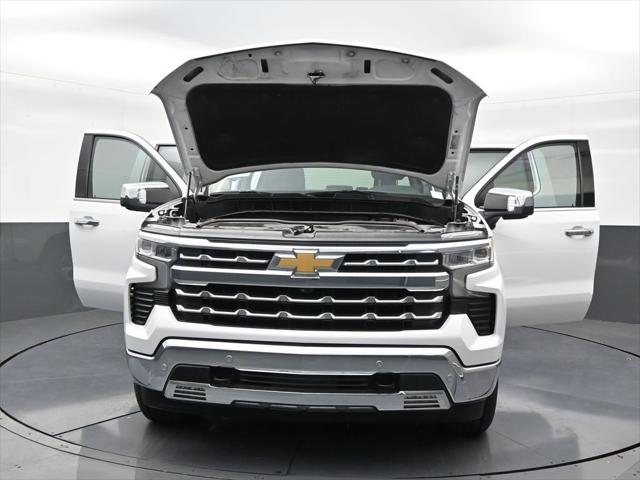 2022 Chevrolet Silverado 1500 2WD Crew Cab Short Bed LTZ