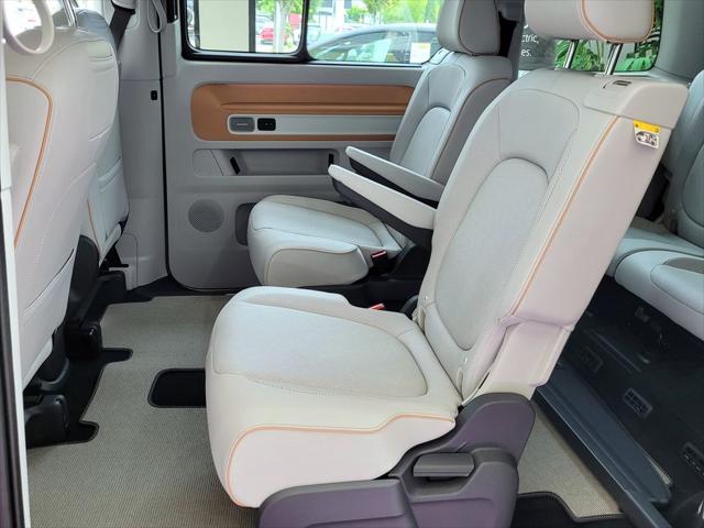 2025 Volkswagen ID. Buzz 1st Edition with 4MOTION