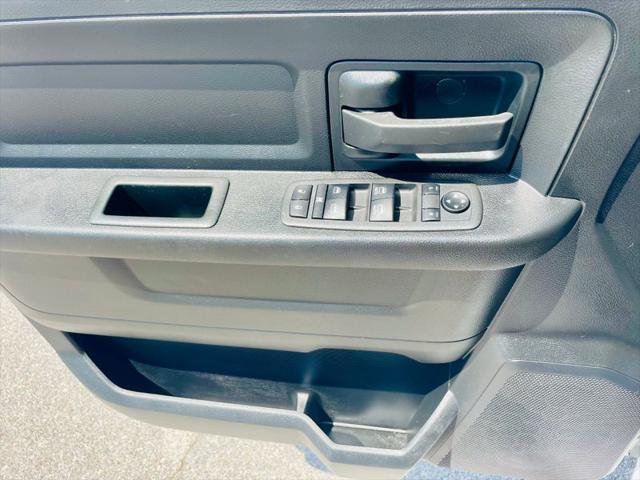 2022 Ram 1500 Classic Tradesman Crew Cab 4x2 5'7" Box