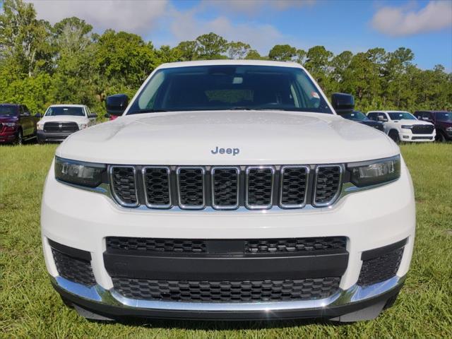 2023 Jeep Grand Cherokee L Laredo 4x2