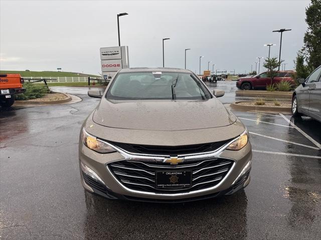 2022 Chevrolet Malibu FWD LT