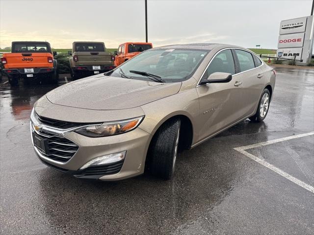 2022 Chevrolet Malibu FWD LT
