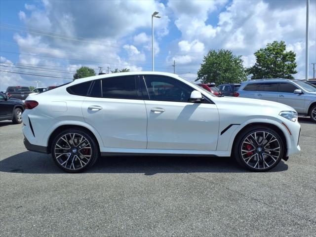 2022 BMW X6 M50i