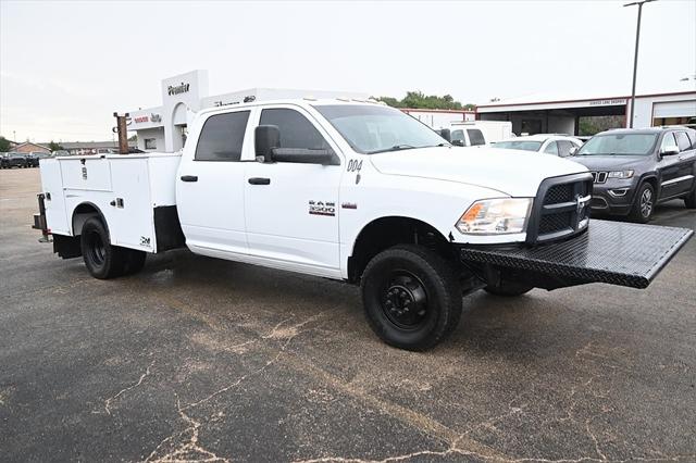 2017 RAM 3500 Chassis Tradesman/SLT/Laramie