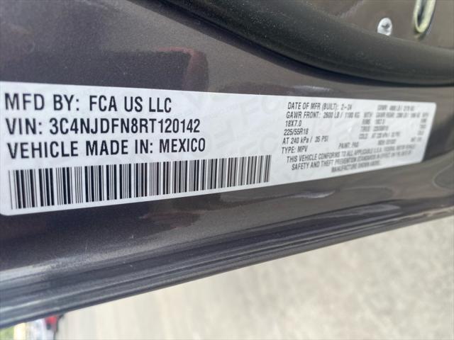 2024 Jeep Compass Latitude Lux FWD