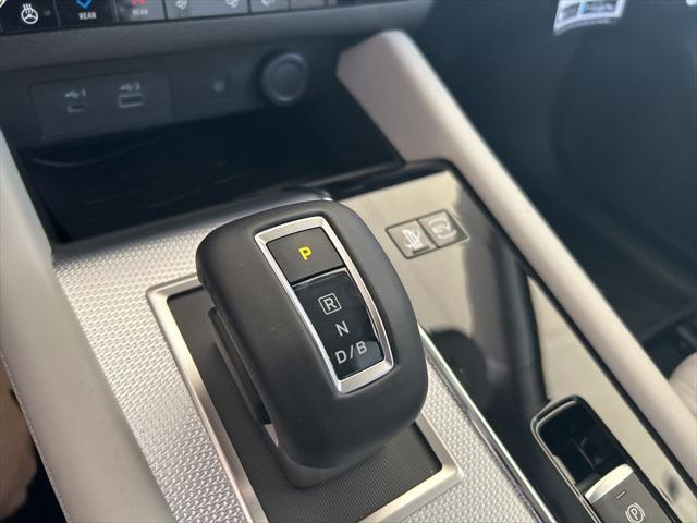 2025 Mitsubishi Outlander PHEV SEL S-AWC