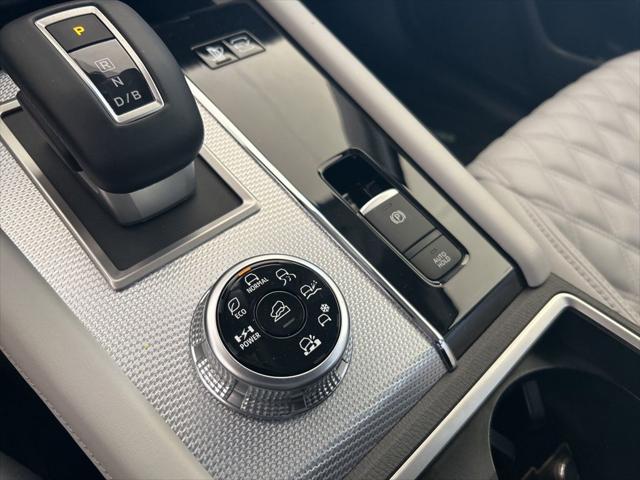 2025 Mitsubishi Outlander PHEV SEL S-AWC