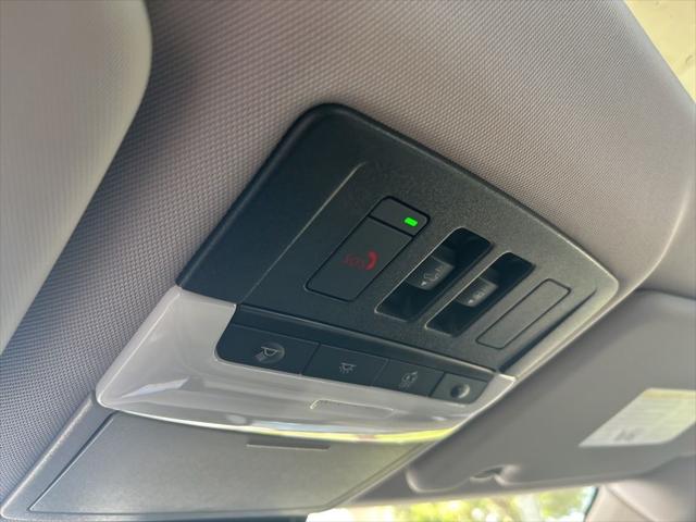 2025 Mitsubishi Outlander PHEV SEL S-AWC