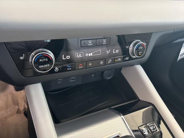 2025 Mitsubishi Outlander PHEV SEL S-AWC