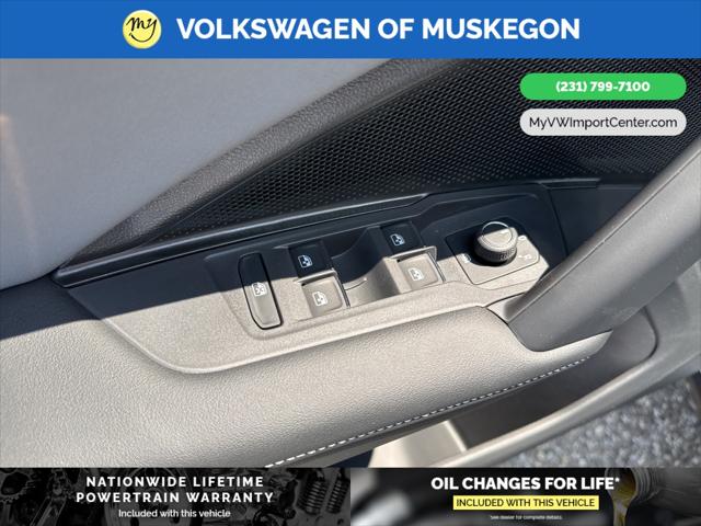2025 Volkswagen Tiguan 2.0T SE