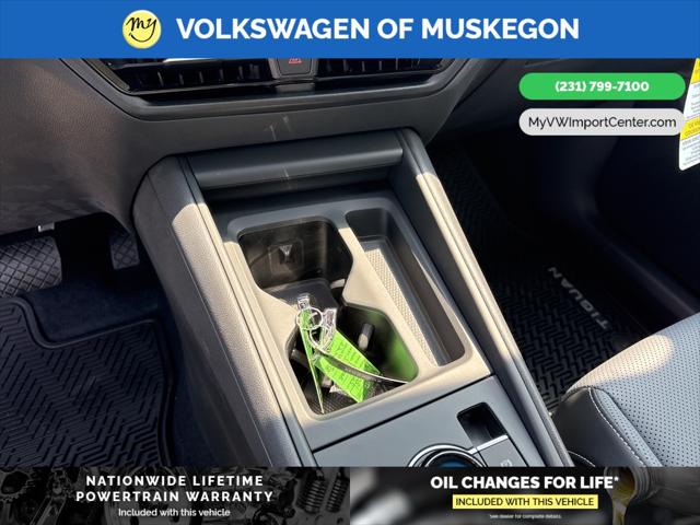 2025 Volkswagen Tiguan 2.0T SE