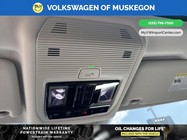 2025 Volkswagen Tiguan 2.0T SE