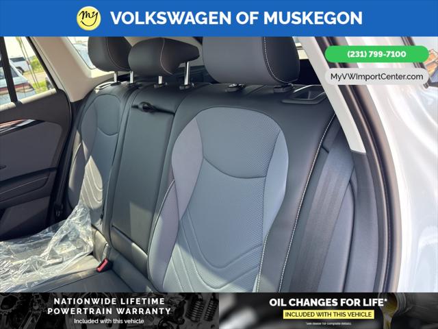 2025 Volkswagen Tiguan 2.0T SE