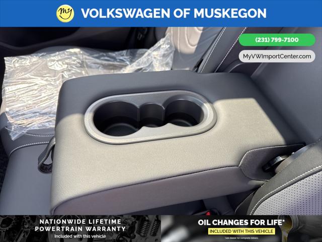 2025 Volkswagen Tiguan 2.0T SE