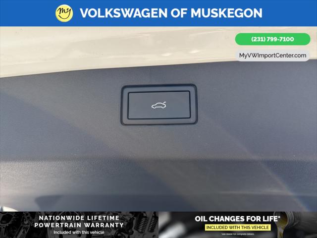 2025 Volkswagen Tiguan 2.0T SE