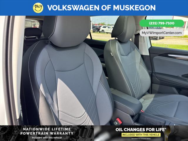 2025 Volkswagen Tiguan 2.0T SE
