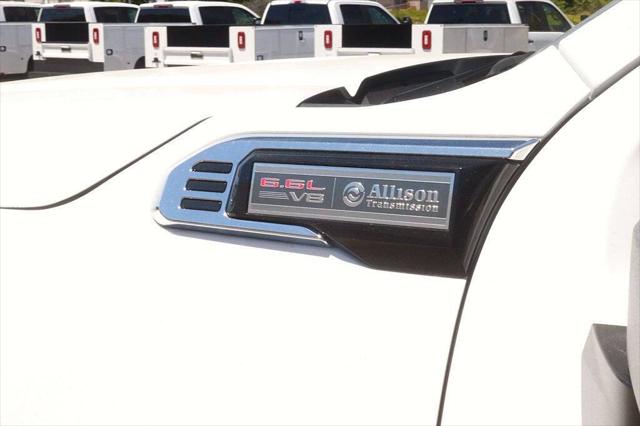 2025 GMC Sierra 2500HD 4WD Crew Cab Long Bed Pro