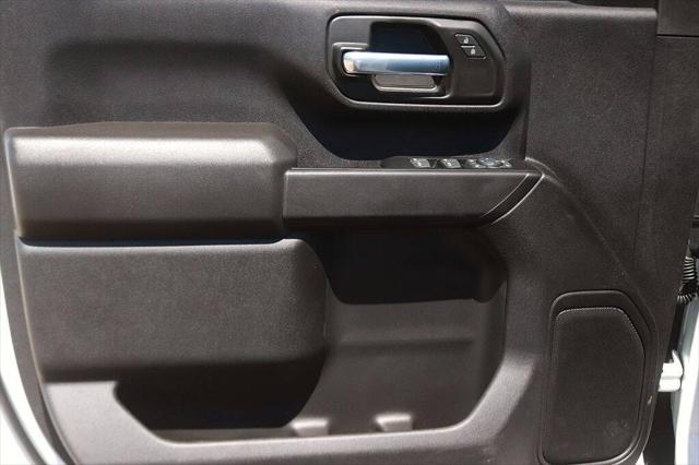 2025 GMC Sierra 2500HD 4WD Crew Cab Long Bed Pro
