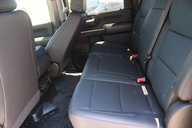 2025 GMC Sierra 2500HD 4WD Crew Cab Long Bed Pro