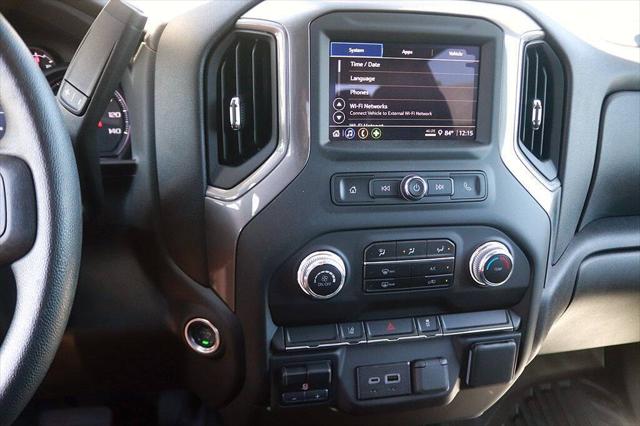2025 GMC Sierra 2500HD 4WD Crew Cab Long Bed Pro