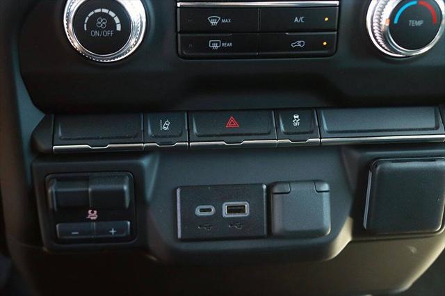 2025 GMC Sierra 2500HD 4WD Crew Cab Long Bed Pro