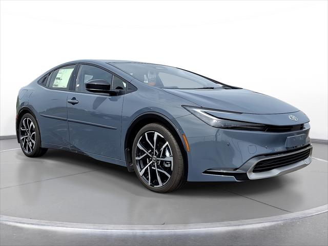 2026 Toyota Prius XSE Premium's photo