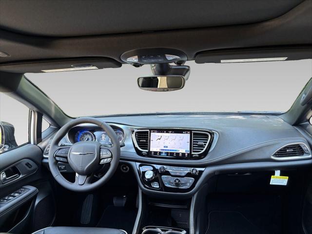 2026 Chrysler Pacifica PACIFICA LIMITED AWD