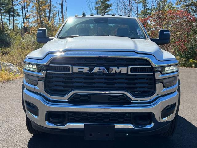 2026 RAM Ram 5500 Chassis Cab RAM 5500 TRADESMAN CHASSIS REGULAR CAB 4X4 84 CA