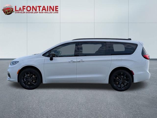 2026 Chrysler Pacifica PACIFICA LIMITED AWD