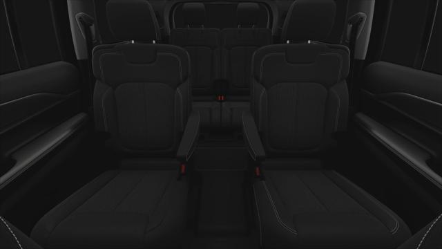 2025 Jeep Grand Cherokee GRAND CHEROKEE L LAREDO 4X4