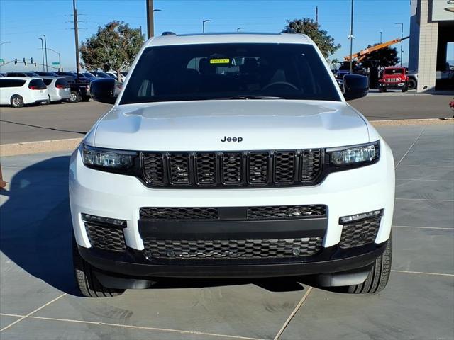 2025 Jeep Grand Cherokee GRAND CHEROKEE L LIMITED 4X4