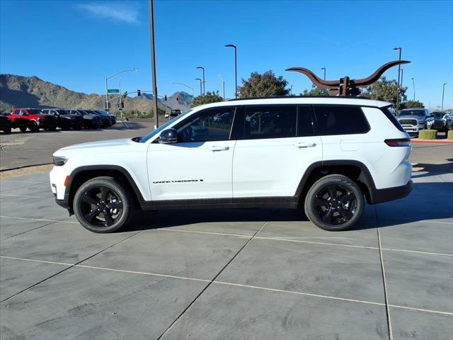 2025 Jeep Grand Cherokee GRAND CHEROKEE L LIMITED 4X4