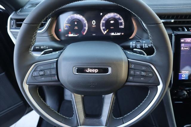 2025 Jeep Grand Cherokee GRAND CHEROKEE L LIMITED 4X4 2025 Jeep Grand Cherokee GRAND CHEROKEE L LIMITED 4X4