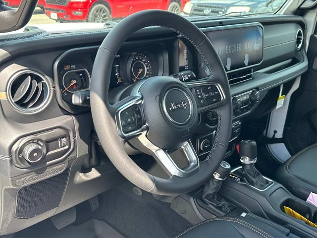 2025 Jeep Wrangler WRANGLER 4-DOOR SAHARA