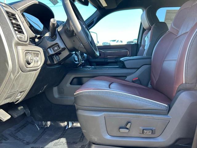 2026 RAM Ram 3500 RAM 3500 LIMITED CREW CAB 4X4 8 BOX