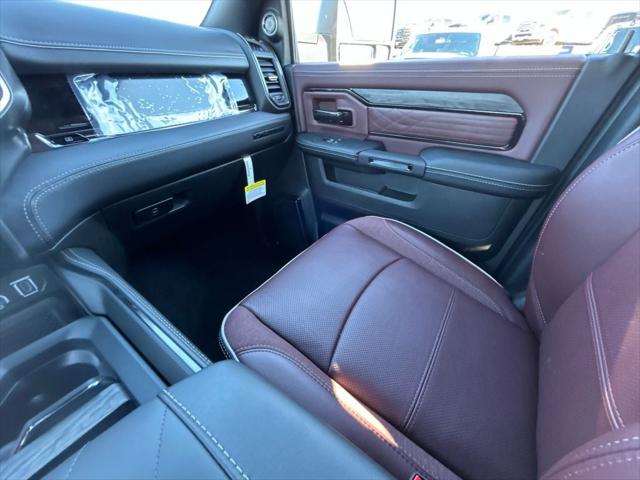 2026 RAM Ram 3500 RAM 3500 LIMITED CREW CAB 4X4 8 BOX