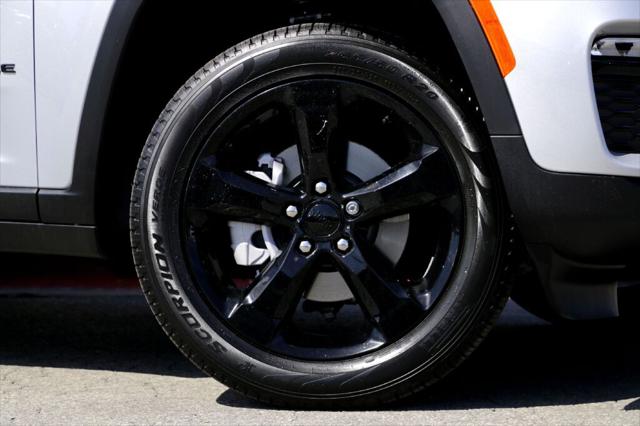 2025 Jeep Grand Cherokee GRAND CHEROKEE LIMITED 4X2