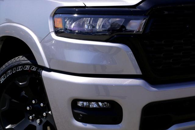 2025 RAM Ram 1500 RAM 1500 LONE STAR CREW CAB 4X2 57 BOX